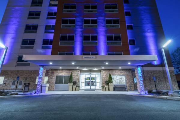 Holiday Inn Express & Suites Jersey City North - Hoboken, An Ihg Hotel Exterior photo