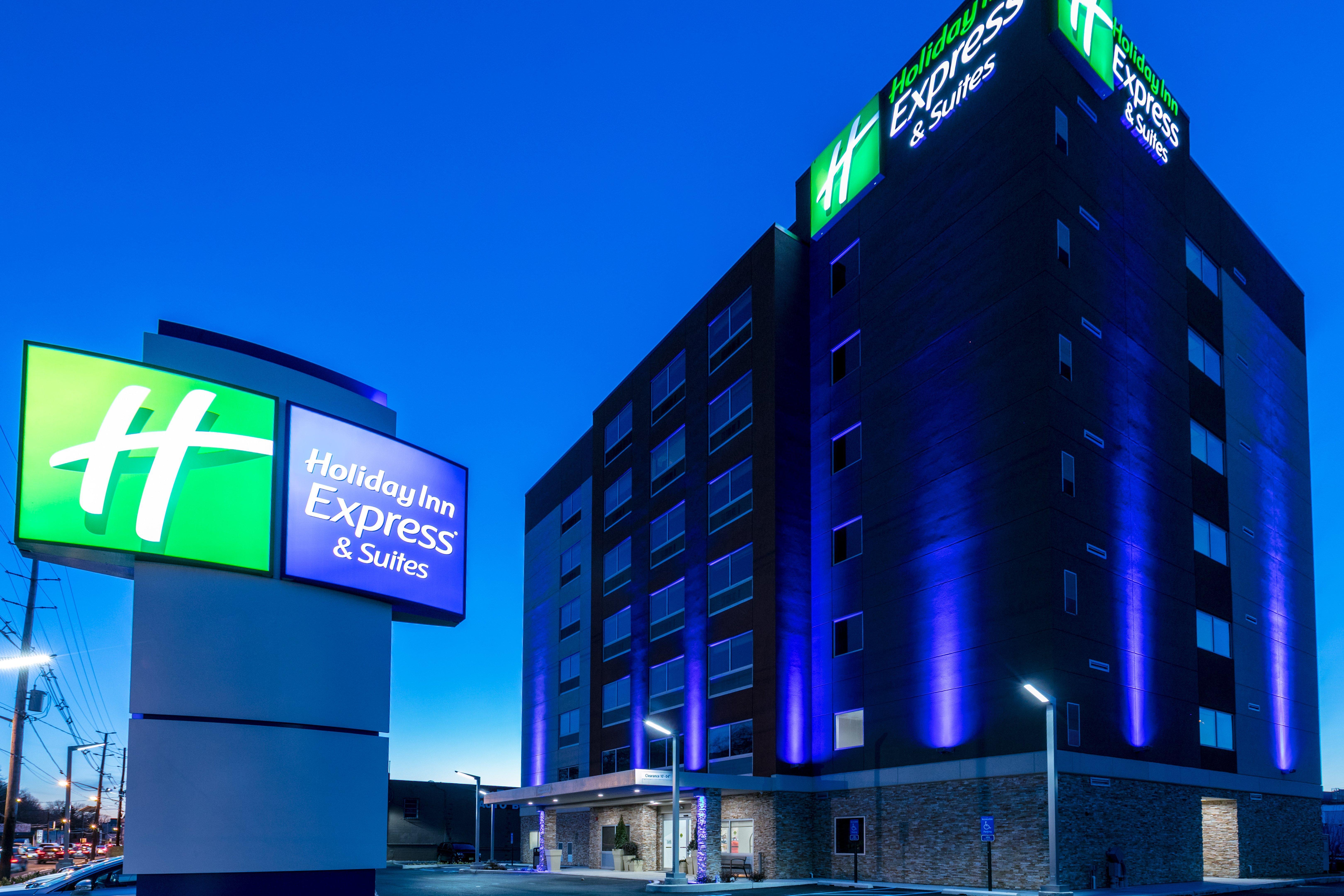 Holiday Inn Express & Suites Jersey City North - Hoboken, An Ihg Hotel Exterior photo